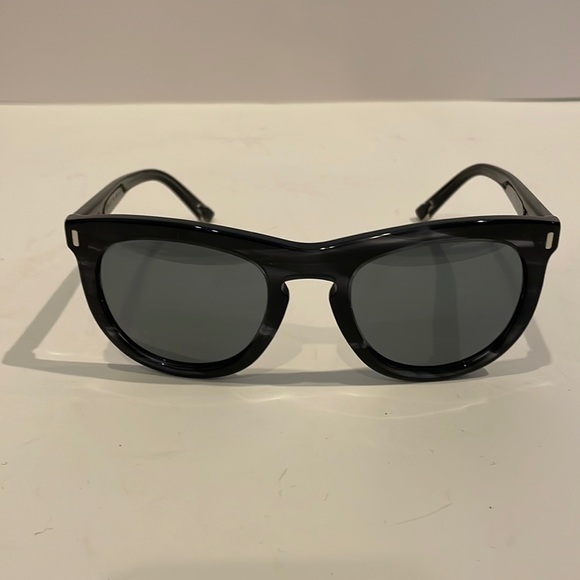 Dolce and Gabbana Men’s Anthracite Grey Black Sunglasses Unisex Designer Frames - Picture 2 of 10